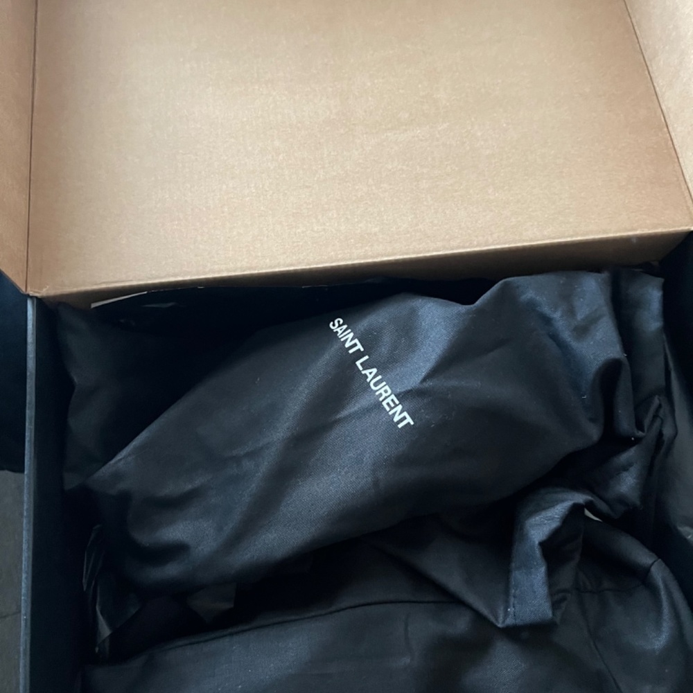 Saint Laurent Sneakers - Picture 4 of 4